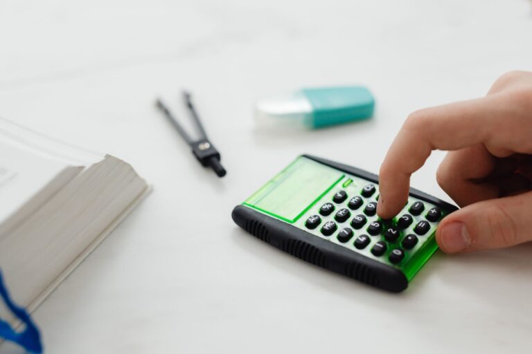 Comprendre ce qu’un calculateur compte dans les émissions d’un vol